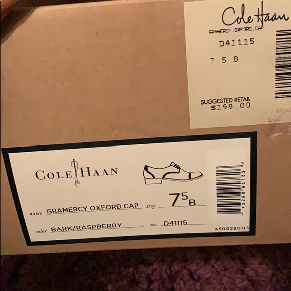 Cole Haan casual shoe - Picture 3 of 3